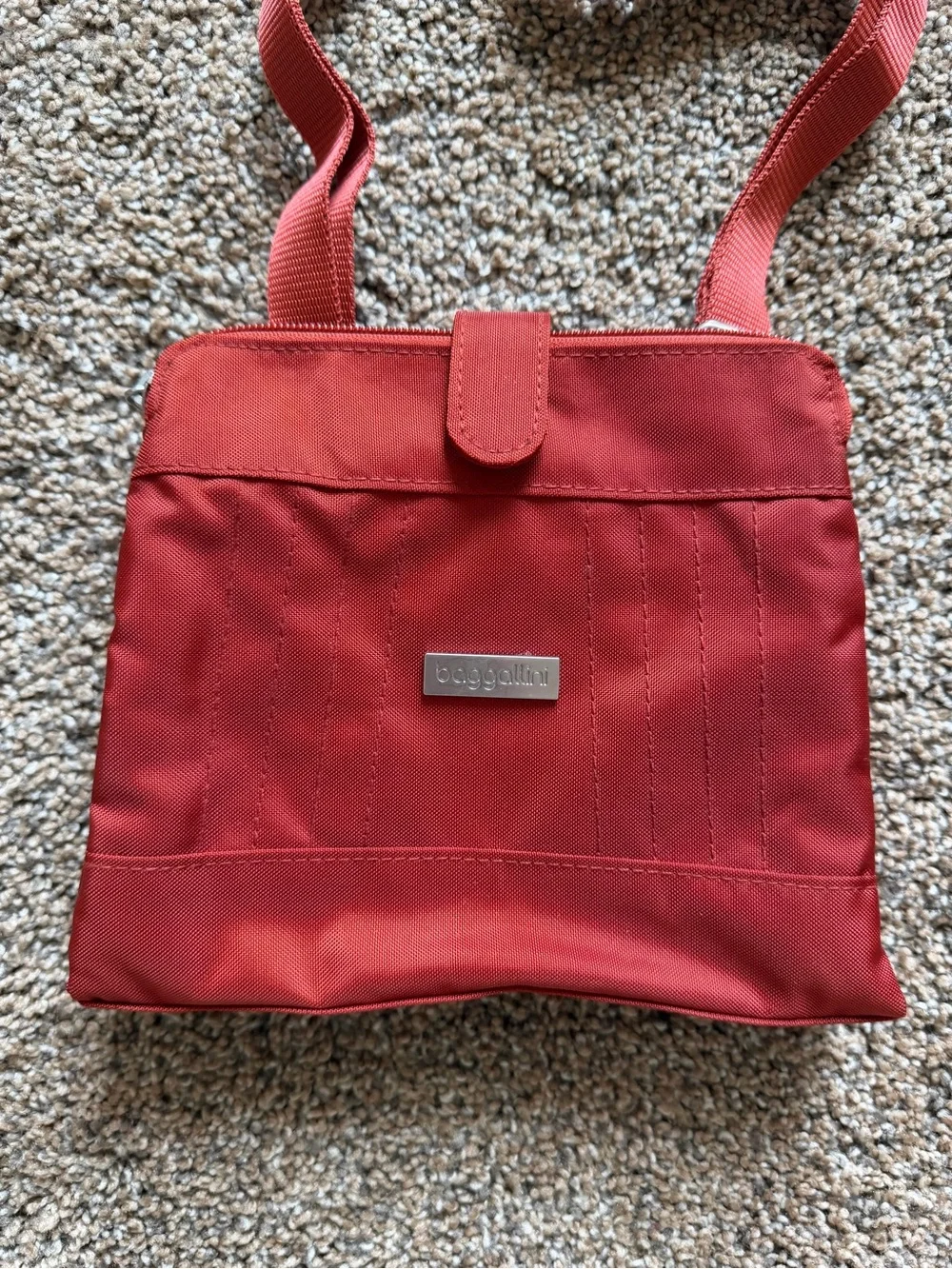 BAGGALLINI Rust Red Nylon Zippered Crossbody Shoulder Bag